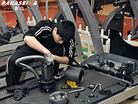 賽瑪告訴您：商用跑步機(jī)這樣保養(yǎng)才得當(dāng)！